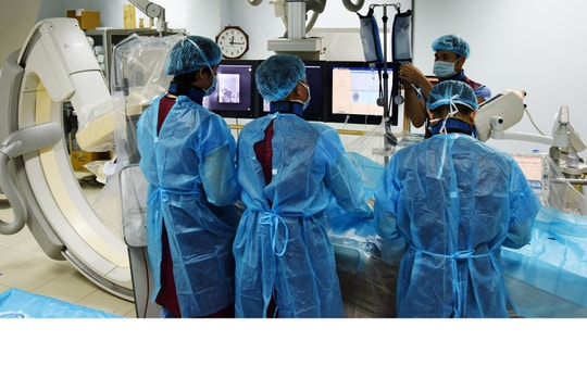 Nghệ An tìm giải pháp tránh vượt dự toán chi khám, chữa bệnh Bảo hiểm y tế