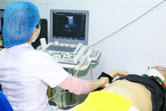 Người dân cần tầm soát ung thư sớm