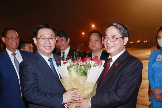 Chủ tịch Quốc hội Vương Đình Huệ lên đường thăm 3 nước châu Mỹ