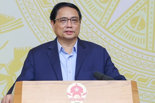 Thủ tướng: Thay thế, điều chuyển ngay cán bộ né tránh, đùn đẩy