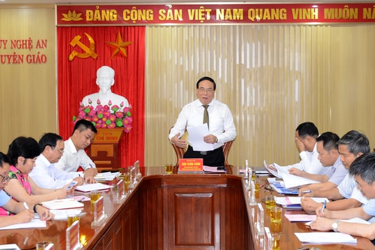 Đoàn công tác Ban Tuyên giáo Trung ương khảo sát việc thực hiện Chỉ thị số 24 -CT/TW của Ban Bí thư tại Nghệ An