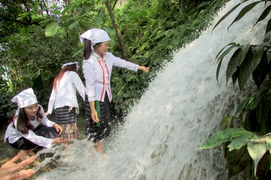 Hấp dẫn du lịch Tân Kỳ 