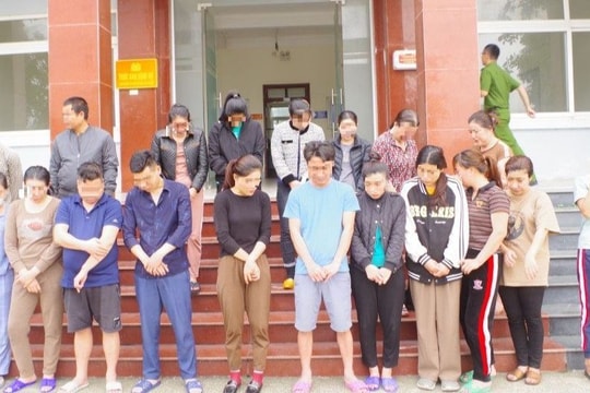 11 người trong ổ bạc bằng hình thức ghi lô đề 100 tỷ ở Hoàng Mai bị khởi tố