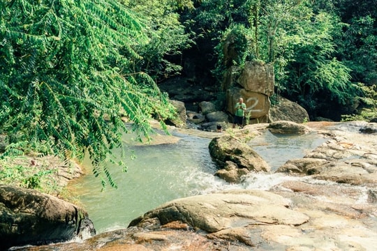 Điểm đến thiên nhiên tránh đông đúc trên núi Dinh