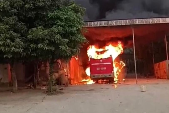 Giải pháp phòng ngừa cháy xe ô tô khi vào mùa nắng nóng