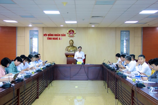 Ban Kinh tế - Ngân sách Hội đồng nhân dân tỉnh thẩm tra một số nội dung chuẩn bị cho kỳ họp thứ 13