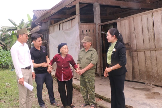 ‘Cây đại thụ’ ở bản Kẻ Mẻ