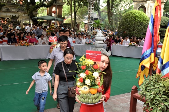 Trang trọng Lễ Giỗ Tổ Hùng Vương tại đền Hồng Sơn (TP Vinh)