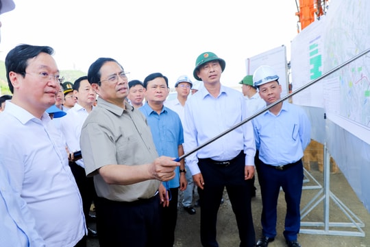 Thủ tướng Chính phủ: Phấn đấu khánh thành cao tốc Bắc-Nam đoạn Nghi Sơn-Diễn Châu trước ngày 2/9