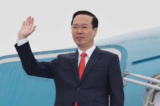 Chủ tịch nước Võ Văn Thưởng lên đường dự Lễ đăng quang của Nhà vua Anh Charles III