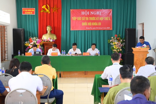 Đoàn Đại biểu Quốc hội tỉnh Nghệ An tiếp xúc cử tri tại huyện Kỳ Sơn