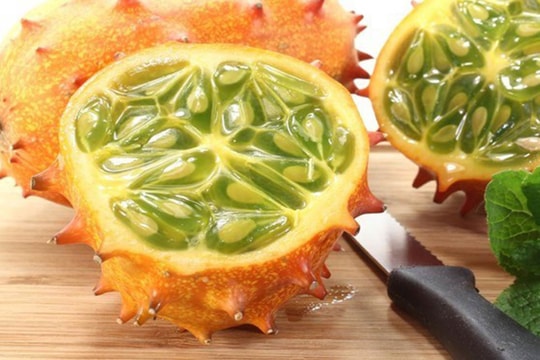 Những loại dưa chuột độc lạ khiến bà nội trợ Việt săn lùng