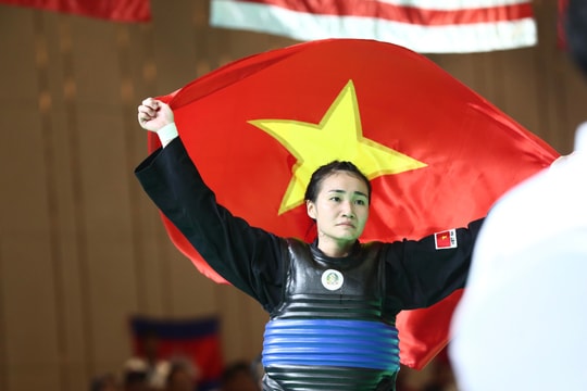 Pencak Silat giành 3 Huy chương Vàng, Việt Nam vươn lên dẫn đầu bảng tổng sắp huy chương