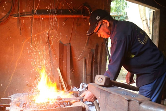 Câu chuyện nghề rèn ở Kim Liên (Nam Đàn)