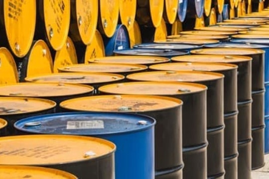 Giá tiêu tiến gần mốc 80.000 đồng/kg; Giá xăng dầu tiếp tục giảm