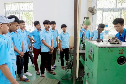 Tín hiệu tích cực từ đề án phân luồng học sinh ở xã Lượng Minh (Tương Dương)