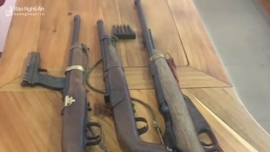 Khởi tố đối tượng tàng trữ trái phép vũ khí quân dụng