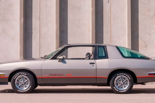 6 mẫu xe cơ bắp cổ điển bị chê xấu, hiệu suất thấp