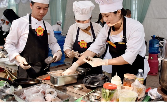 Tập trung nâng cao chất lượng nguồn nhân lực cho ngành Du lịch Nghệ An