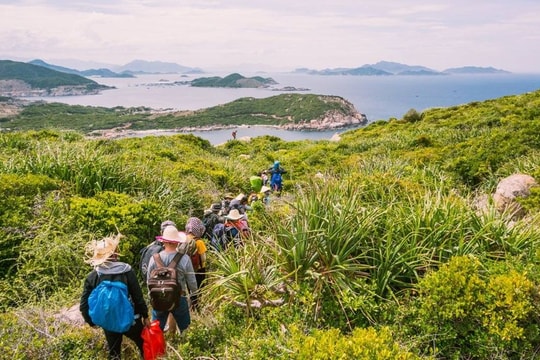 Trekking xuyên vườn quốc gia ở Ninh Thuận