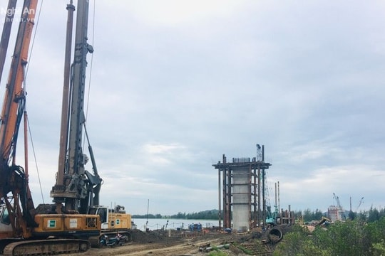 Trả lời kiến nghị cử tri Quỳnh Lưu về giải quyết vướng mắc phát sinh với các nhà thầu thi công tuyến đường Nghi Sơn - Cửa Lò