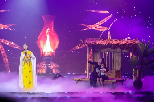 Những cảm xúc lắng đọng sau đêm diễn 'Mạch nguồn ví, giặm'