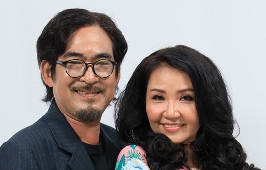 Hé lộ hôn nhân viên mãn 40 năm của 'mẹ chồng quốc dân màn ảnh Việt'