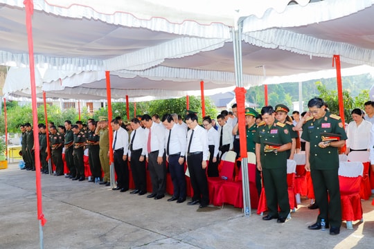 Tổ chức lễ cầu siêu cho các liệt sĩ quân tình nguyện, chuyên gia Việt Nam hy sinh tại nước bạn Lào