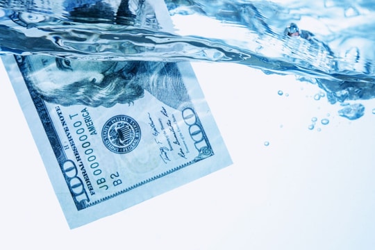 USD đang mất dần vị thế là đồng tiền hàng đầu thế giới 