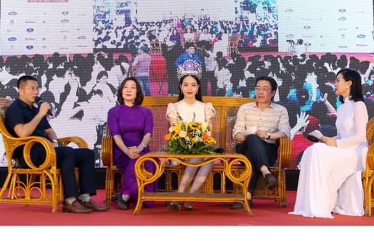 Hơn 2.000 học sinh Nghệ An tham gia diễn đàn về phòng, chống bạo lực học đường