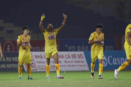 Vòng 8 V.League có gì đáng xem?