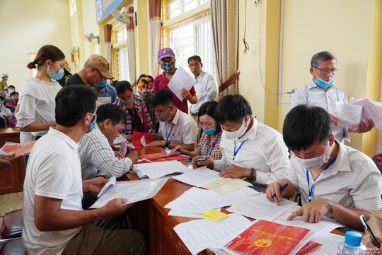 Thay đổi thẩm quyền ký Giấy chứng nhận quyền sử dụng đất, sở hữu nhà ở từ ngày 20/5/2023