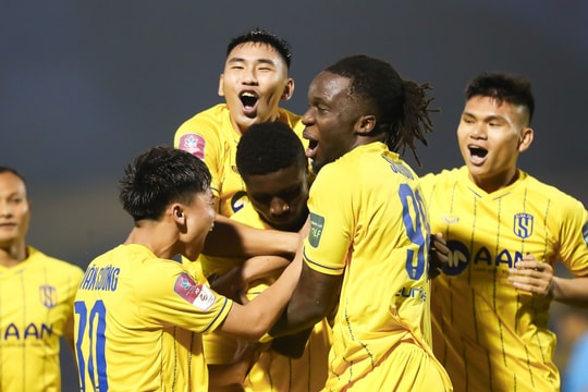 Sông Lam Nghệ An phải làm gì để có điểm trước Công an Hà Nội?