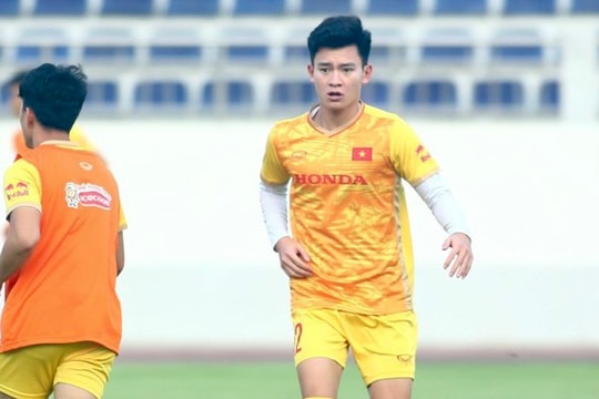 Giải Hạng Nhì và chuyện của Minh Trọng, Văn Bình