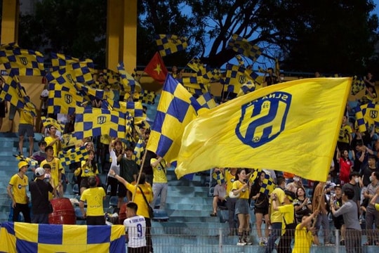 Nhìn lại trận thua đầy đáng tiếc của thầy trò huấn luyện viên Huy Hoàng