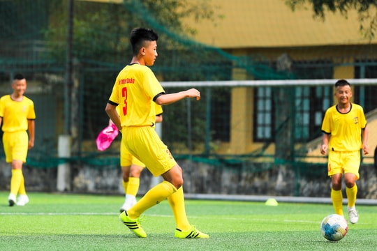 U13 Sông Lam Nghệ An vượt nắng, vượt khó quyết tâm bảo vệ ngôi vương