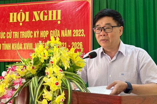 Phó Bí thư Thường trực Tỉnh ủy Nguyễn Văn Thông tiếp xúc cử tri tại huyện Quỳ Châu