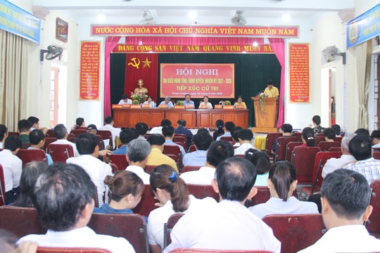 Phó Chủ tịch Thường trực HĐND tỉnh đề nghị chính quyền các cấp huyện Thanh Chương quan tâm giải quyết bức xúc của nhân dân ngay từ cơ sở