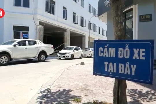 Dựng biển cấm đỗ xe: Nhiều người dân thành phố Vinh tự đặt ra luật lệ