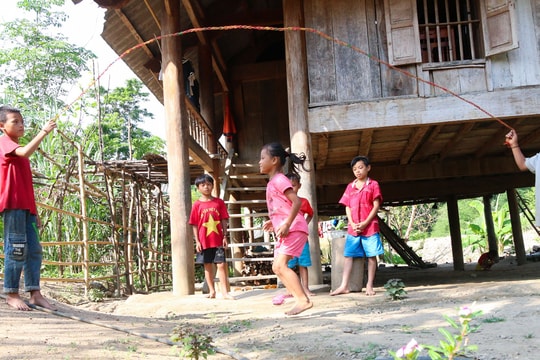 Ngày hè của trẻ em vùng cao