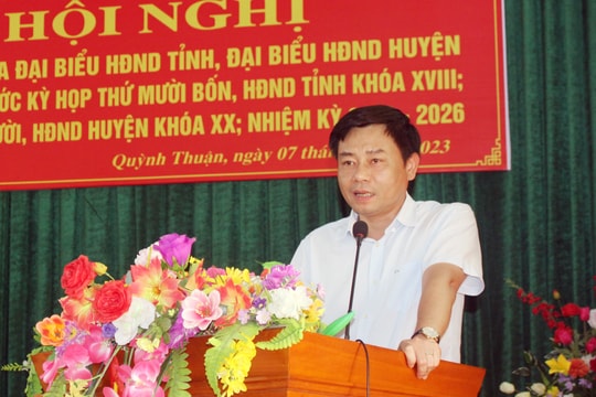 Trưởng Ban Nội chính Tỉnh ủy Hồ Lê Ngọc tiếp xúc cử tri tại huyện Quỳnh Lưu