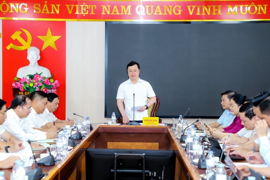 Chủ tịch UBND tỉnh: Tập trung phát triển ngành Công Thương theo hướng hiện đại, lan tỏa tới các ngành khác