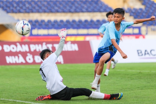 Đương kim vô địch Đô Lương giành chiến thắng 5-1 trước đội thiếu niên thị xã Cửa Lò 