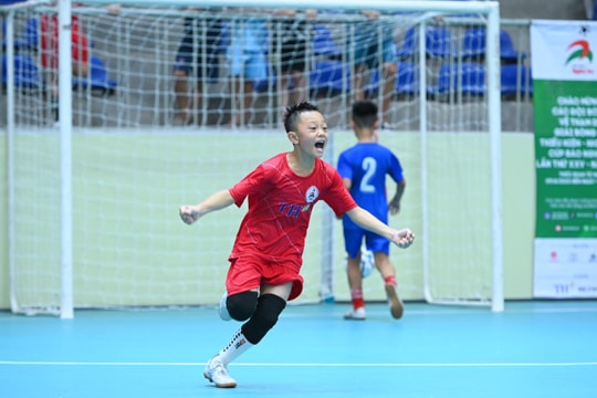 Nhi đồng Diễn Châu giành chiến thắng trước nhi đồng Hưng Nguyên trong trận đầu ra quân