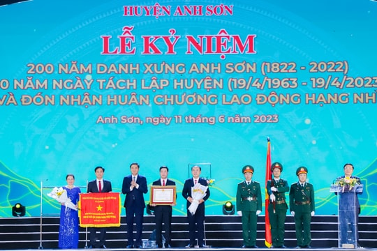 Huyện Anh Sơn trọng thể kỷ niệm 200 năm Danh xưng Anh Sơn và 60 năm ngày tách lập huyện