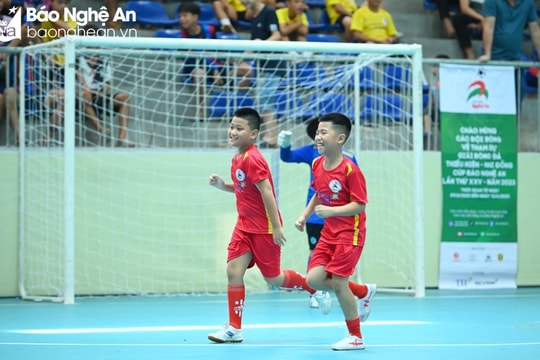 Trực tiếp Giải Bóng đá TN-NĐ Cúp Báo Nghệ An: Nhi đồng Cửa Lò - Nhi đồng Đô Lương