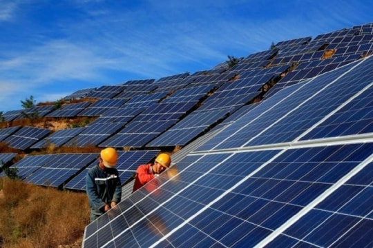 Cổ phiếu điện tăng 'nóng'