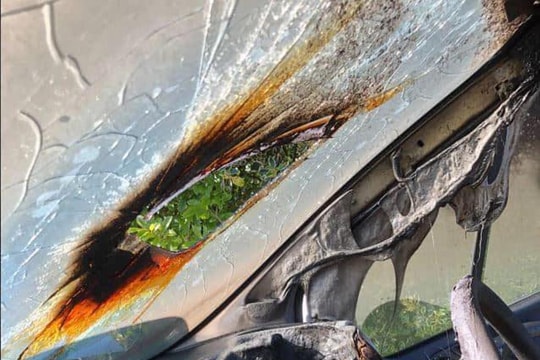 3 nhóm đồ vật có nguy cơ gây cháy ô tô mùa nắng nóng