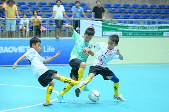 Highlight Nhi đồng Hoàng Mai - Nhi đồng Nam Đàn: 4-1