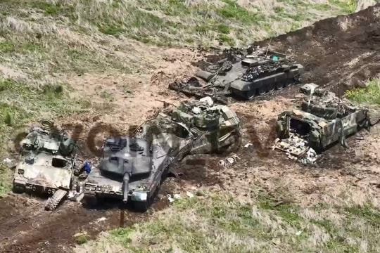 Nga thu giữ xe tăng Leopard và xe chiến đấu bộ binh Bradley của Ukraine